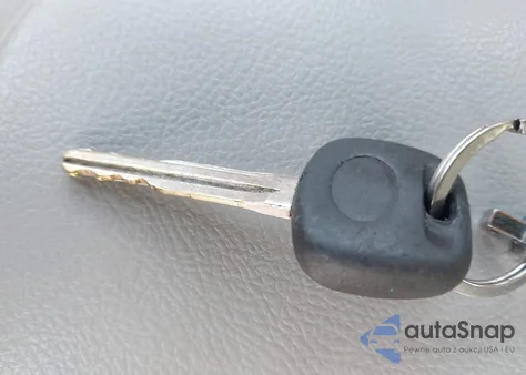 2013 Toyota Corolla Le z USA, uszkodzony, nr VIN 5YFBU4EE2DP084309